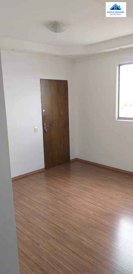 Apartamento à venda com 2 quartos, 75m² - Foto 1