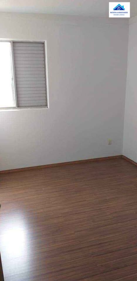 Apartamento à venda com 2 quartos, 75m² - Foto 7