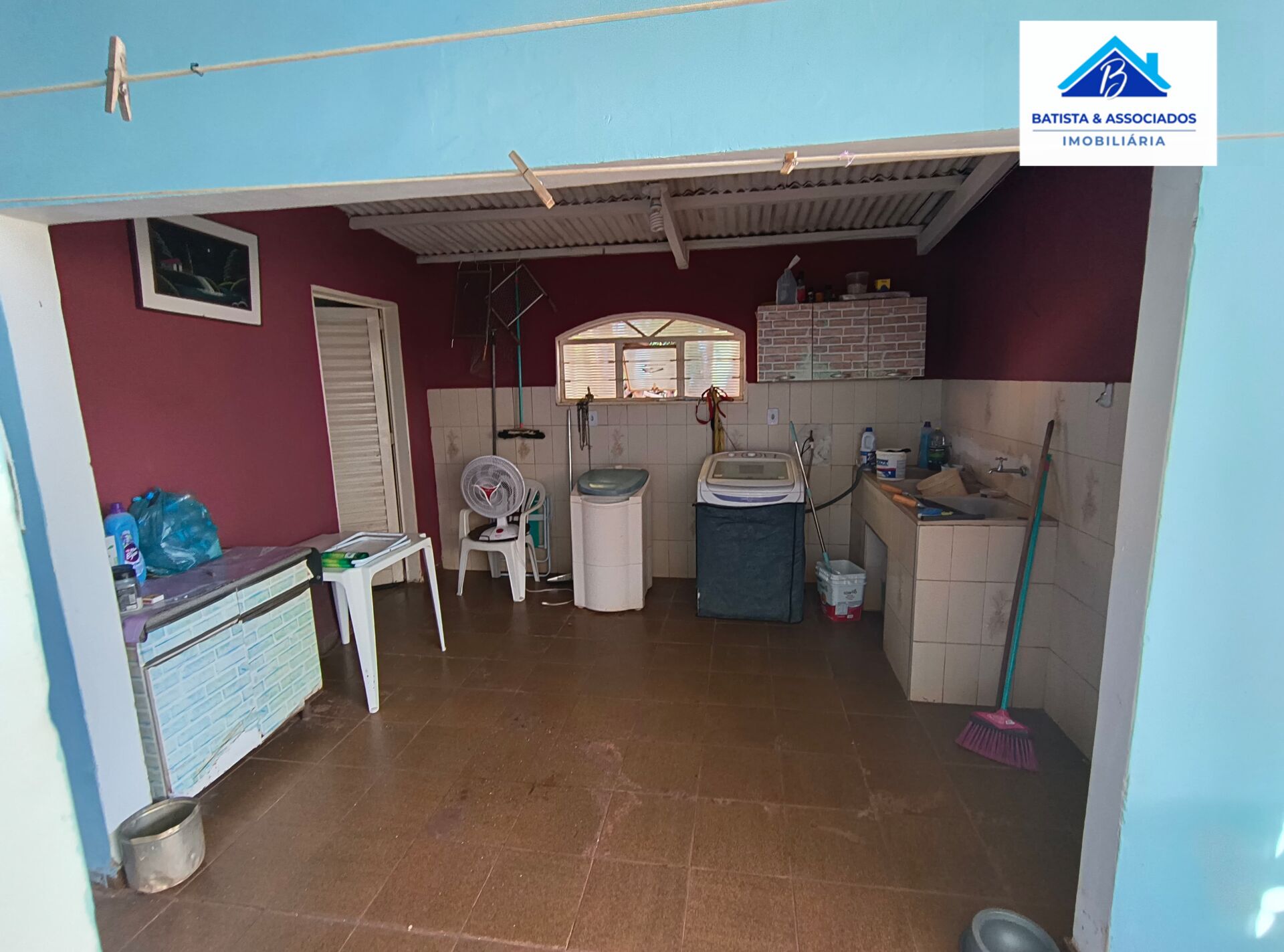Casa à venda com 2 quartos, 70m² - Foto 17