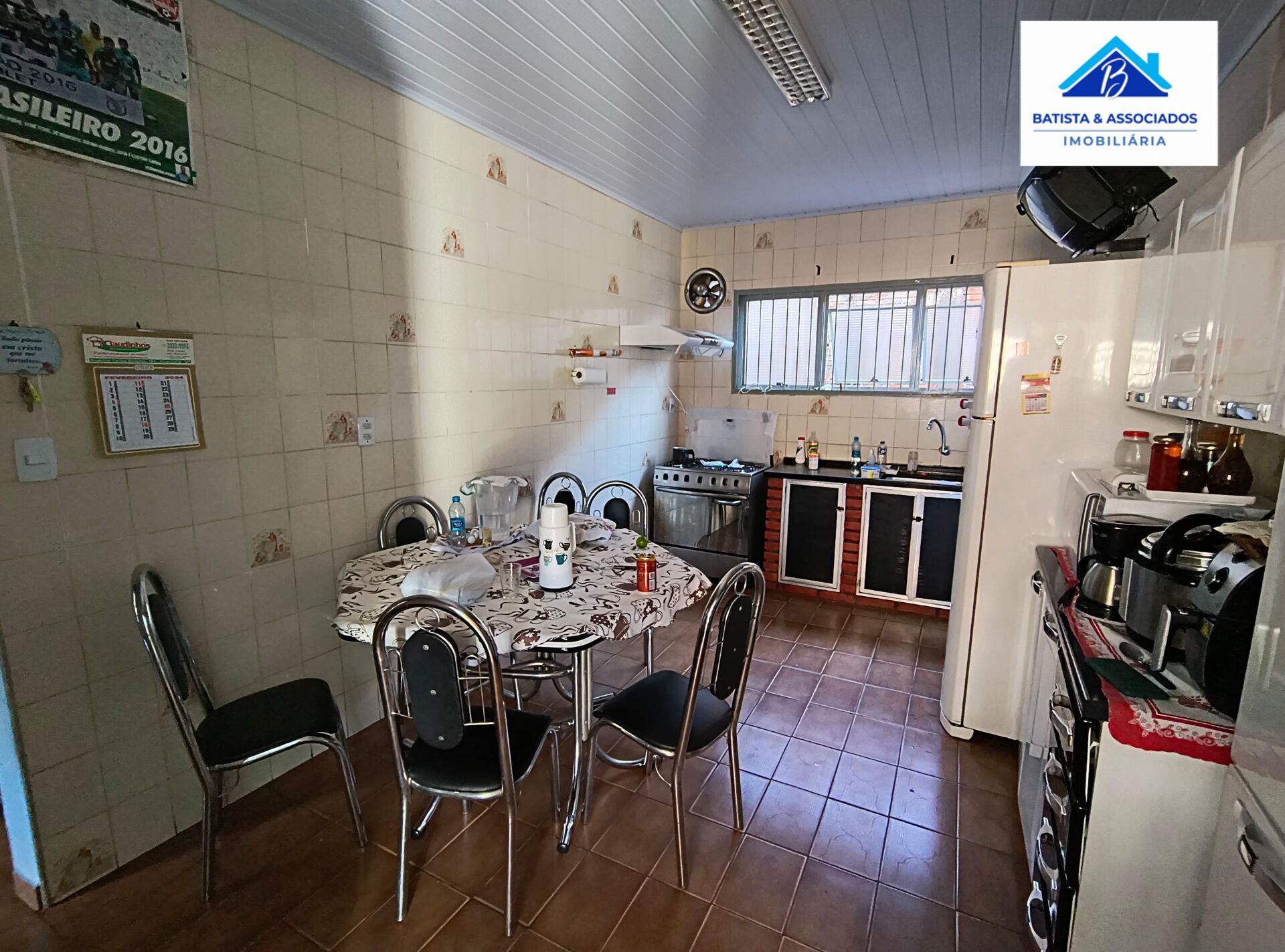Casa à venda com 2 quartos, 70m² - Foto 15