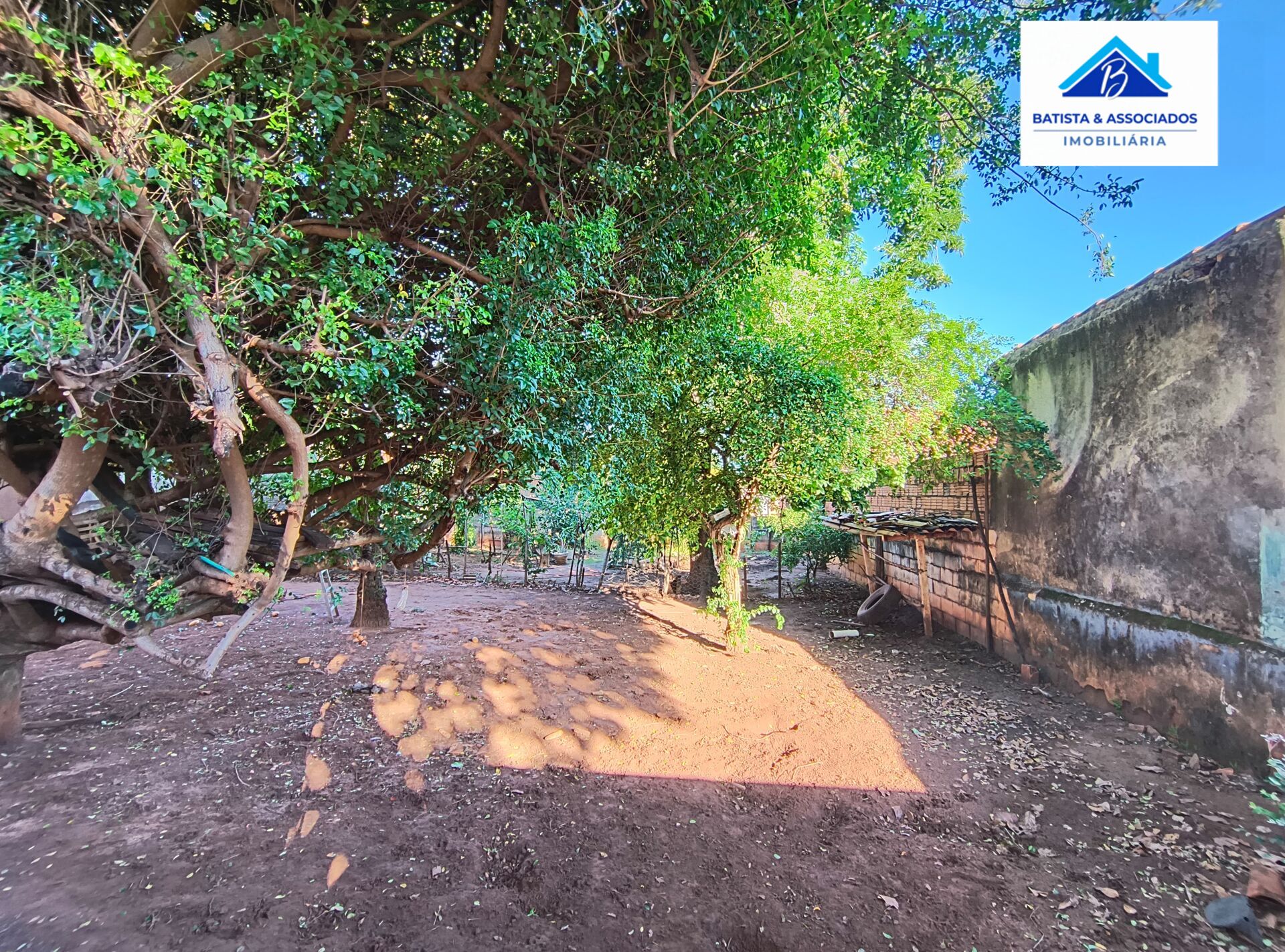 Casa à venda com 2 quartos, 70m² - Foto 24