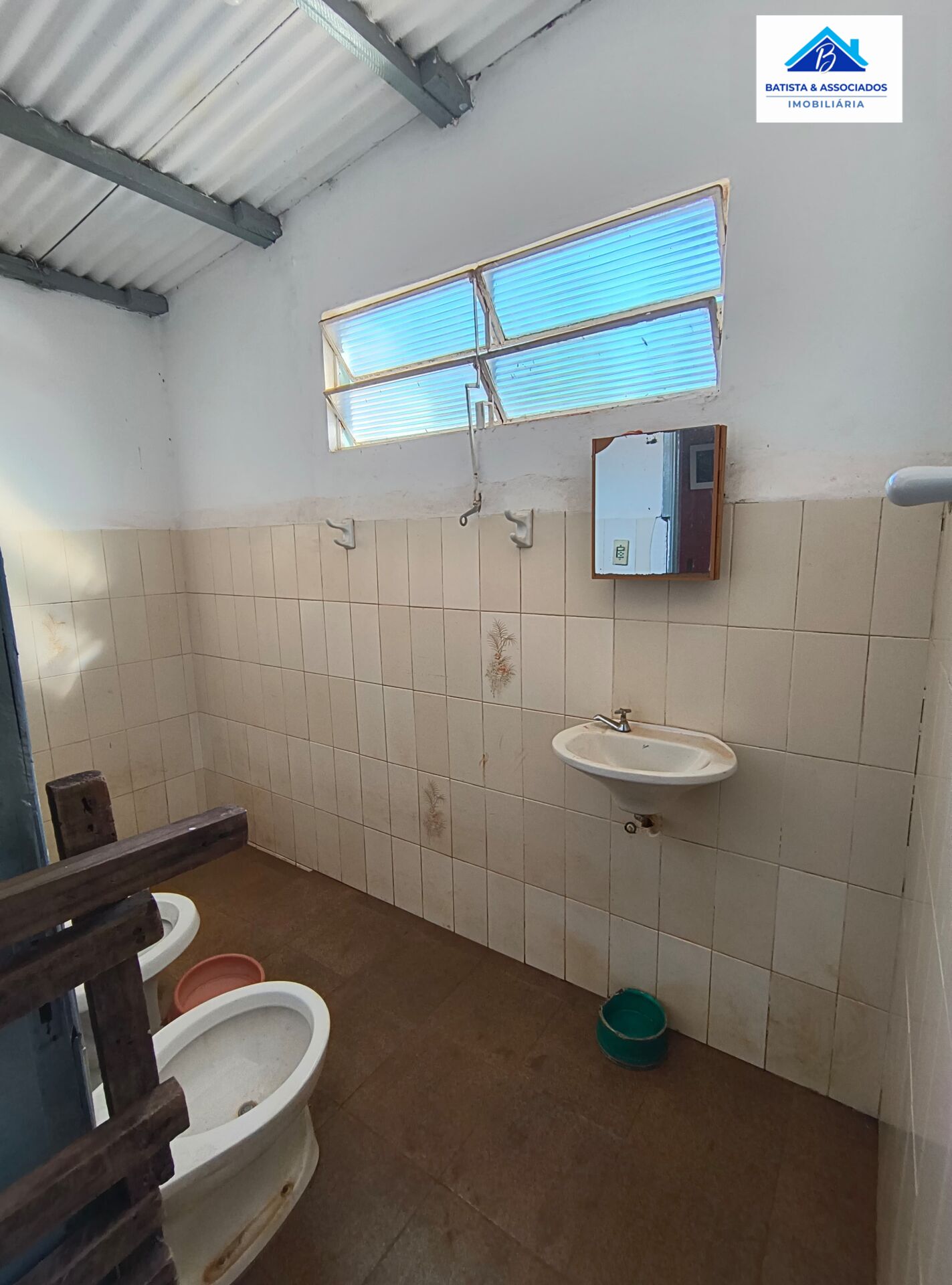 Casa à venda com 2 quartos, 70m² - Foto 18