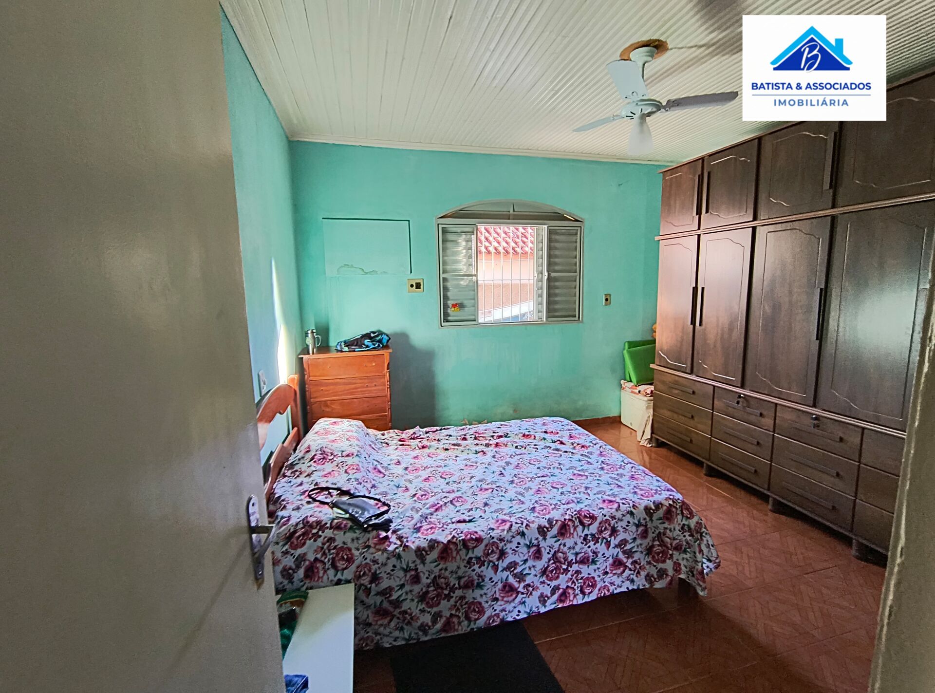 Casa à venda com 2 quartos, 70m² - Foto 12