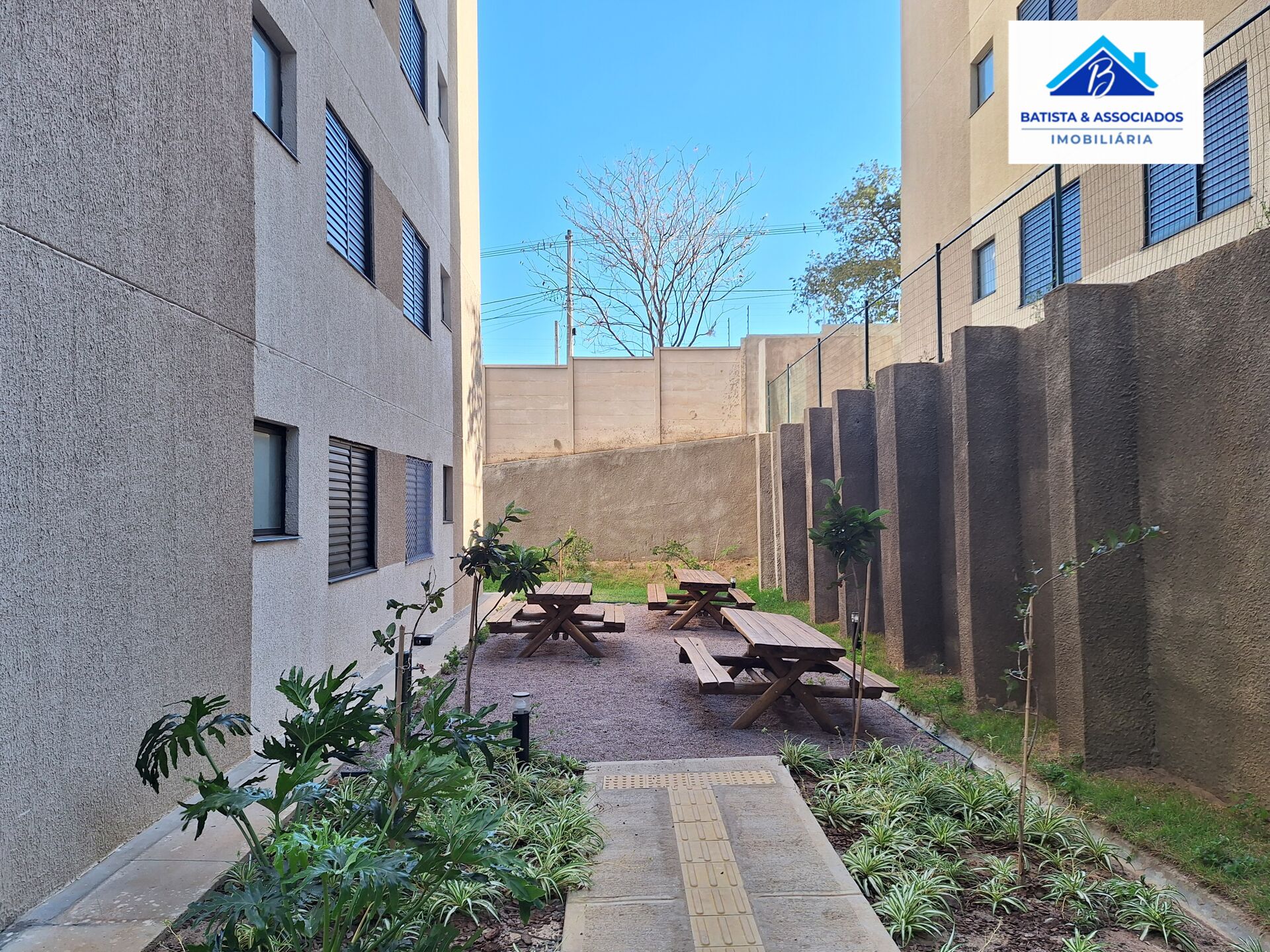 Apartamento à venda com 2 quartos, 43m² - Foto 20