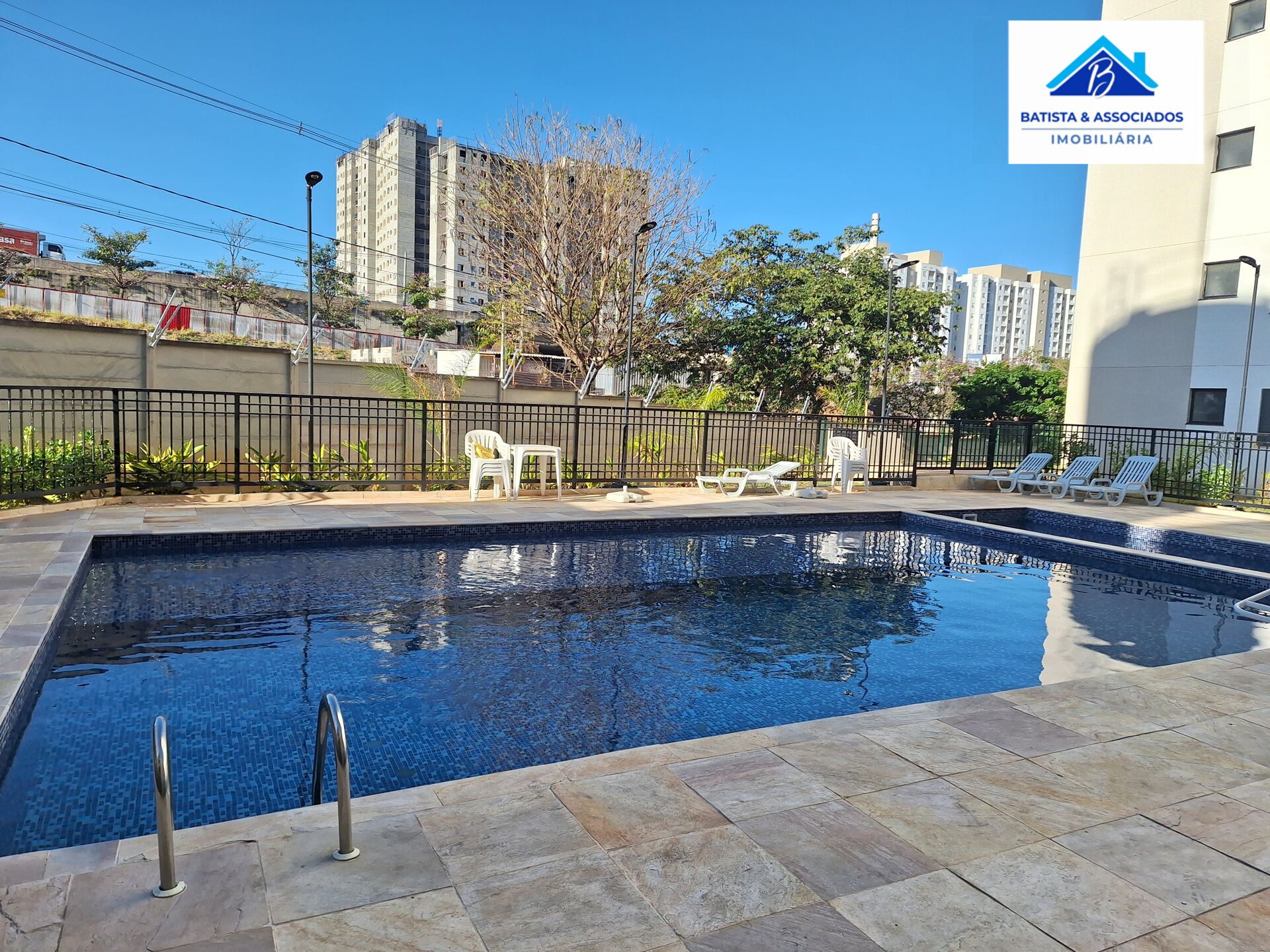 Apartamento à venda com 2 quartos, 43m² - Foto 14