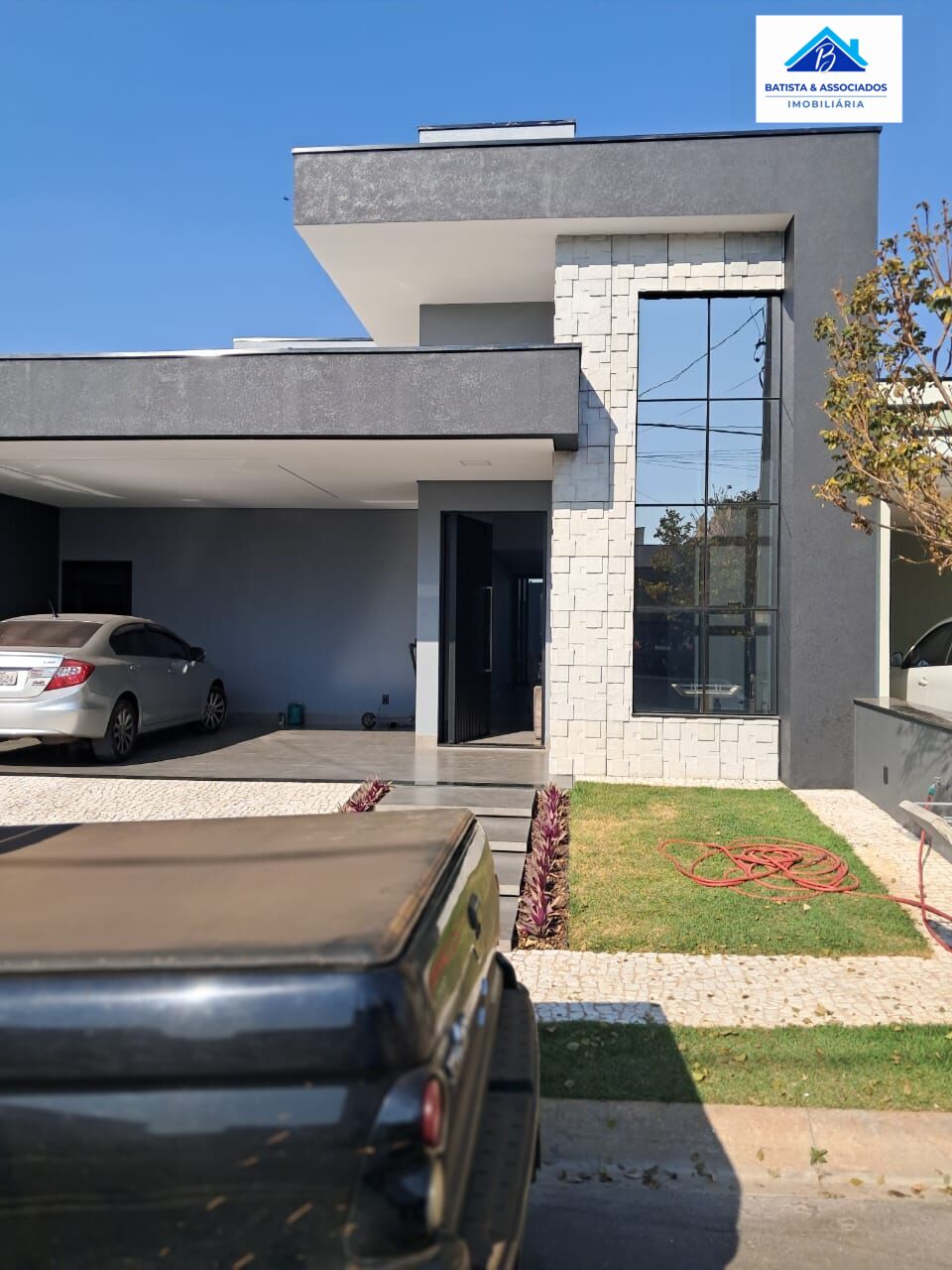 Casa de Condomínio à venda com 3 quartos, 160m² - Foto 2