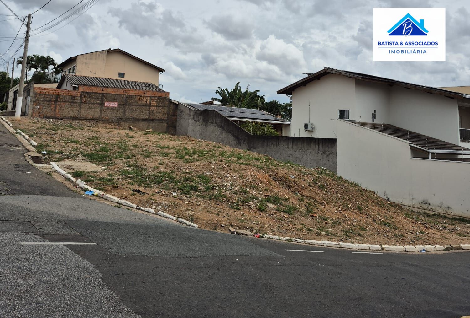 Terreno, 331 m² - Foto 1