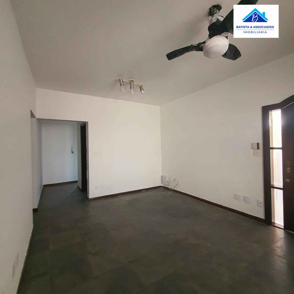 Casa à venda com 2 quartos, 150m² - Foto 11