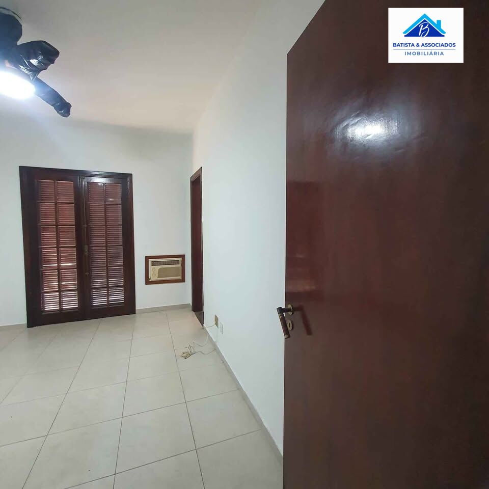 Casa à venda com 2 quartos, 150m² - Foto 17