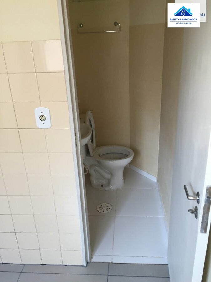 Apartamento à venda com 3 quartos, 70m² - Foto 4