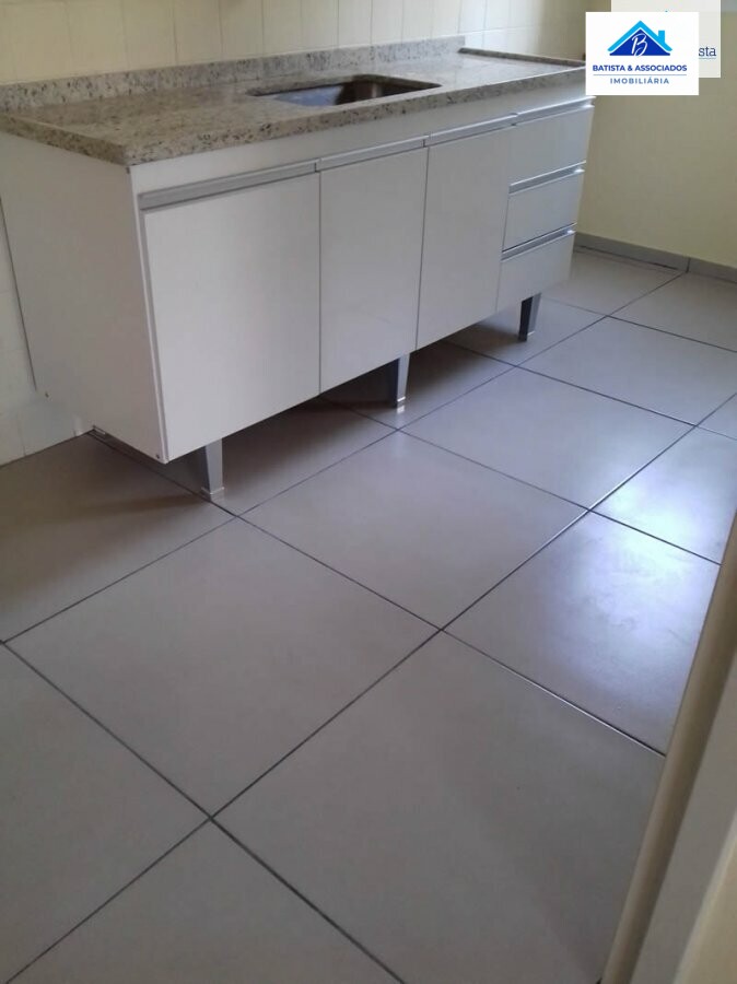 Apartamento à venda com 3 quartos, 70m² - Foto 3