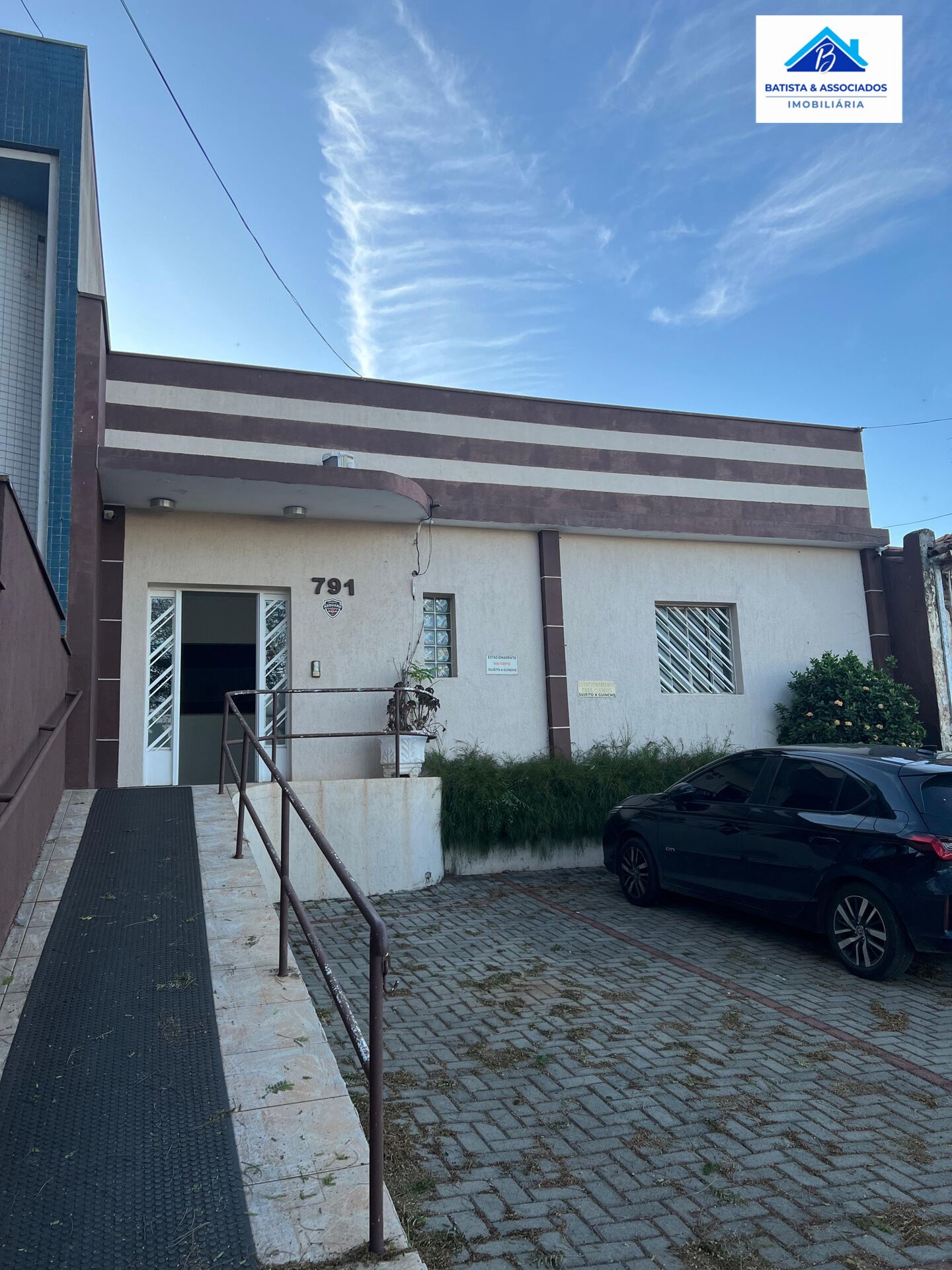 Casa, 2 quartos, 272 m² - Foto 1