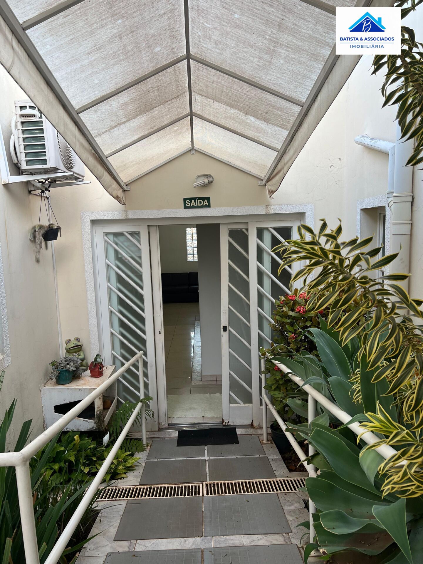 Casa, 2 quartos, 272 m² - Foto 28