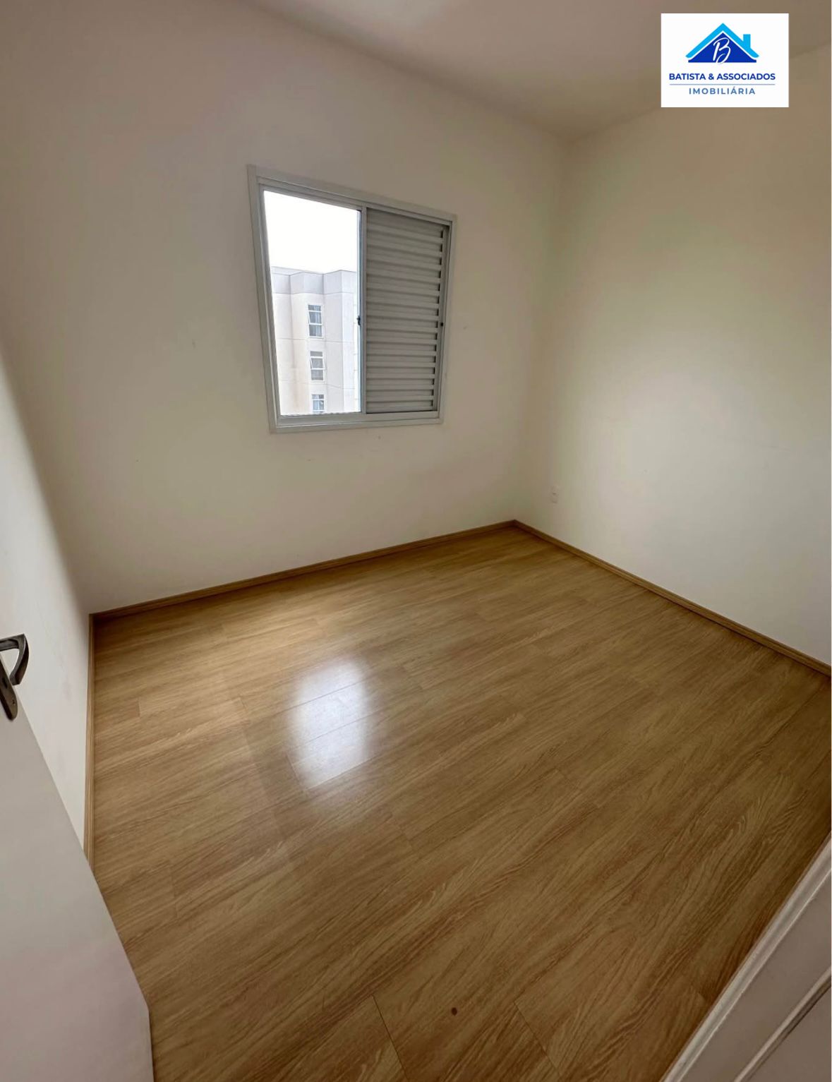 Apartamento à venda com 2 quartos, 42m² - Foto 4