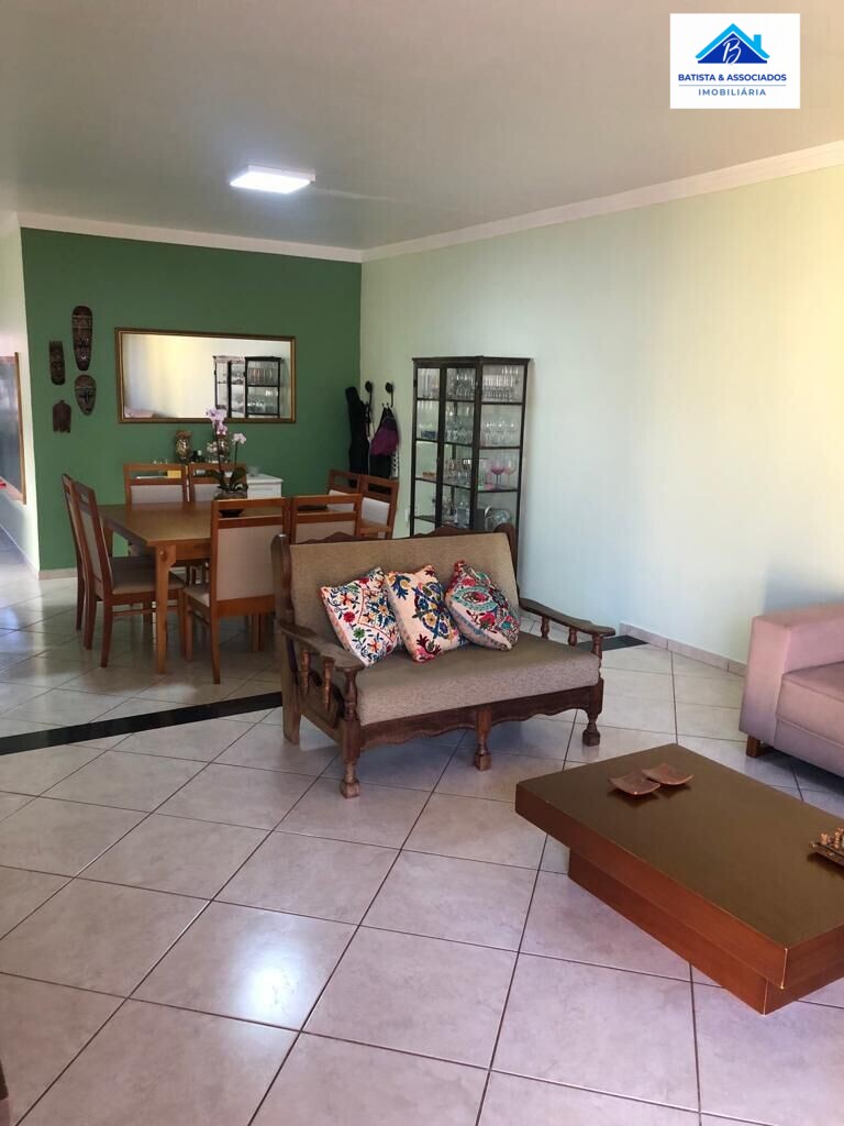 Casa à venda com 2 quartos, 140m² - Foto 5