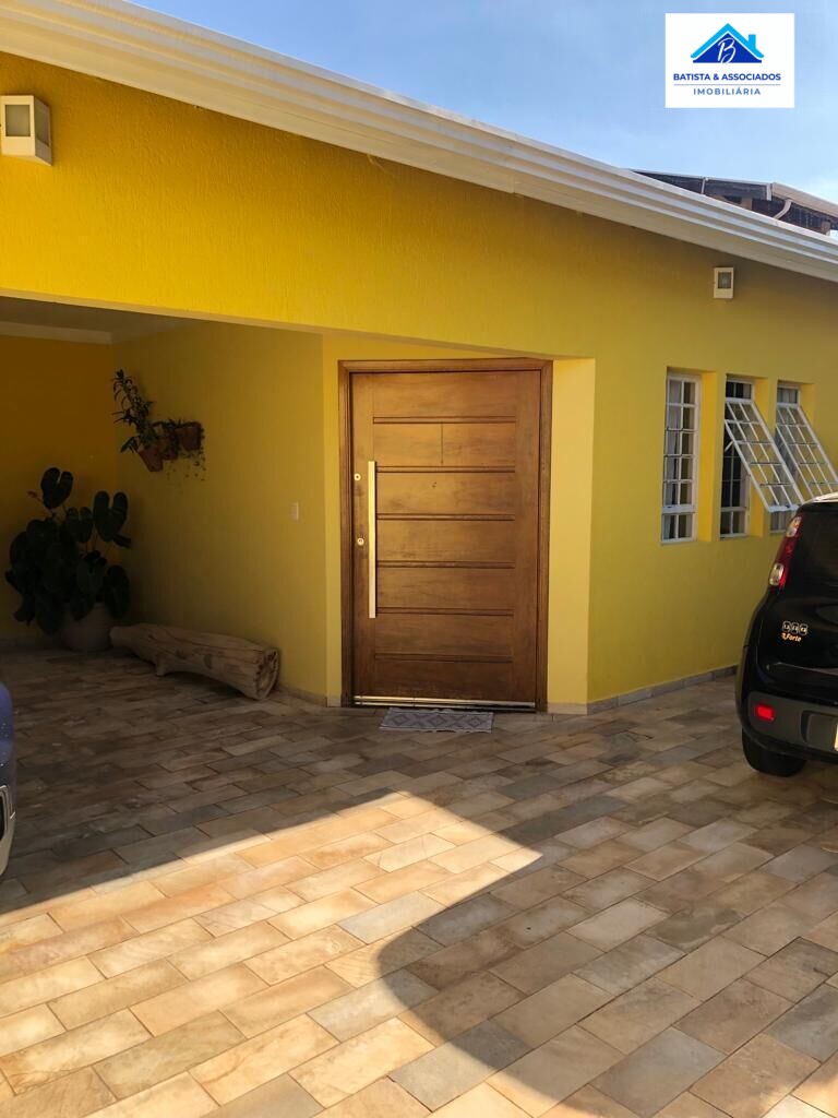 Casa à venda com 2 quartos, 140m² - Foto 2