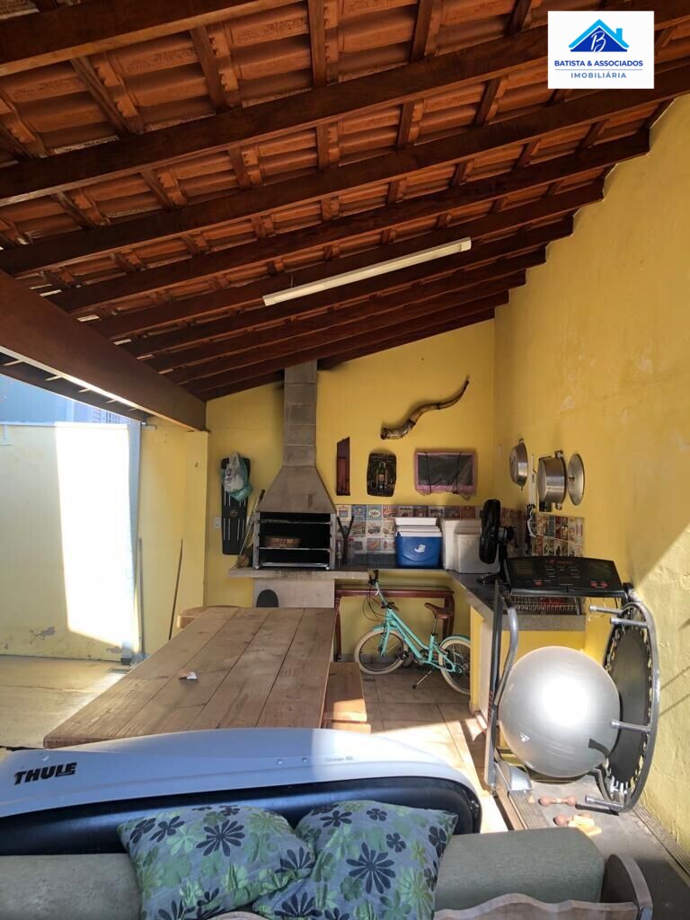 Casa à venda com 2 quartos, 140m² - Foto 18