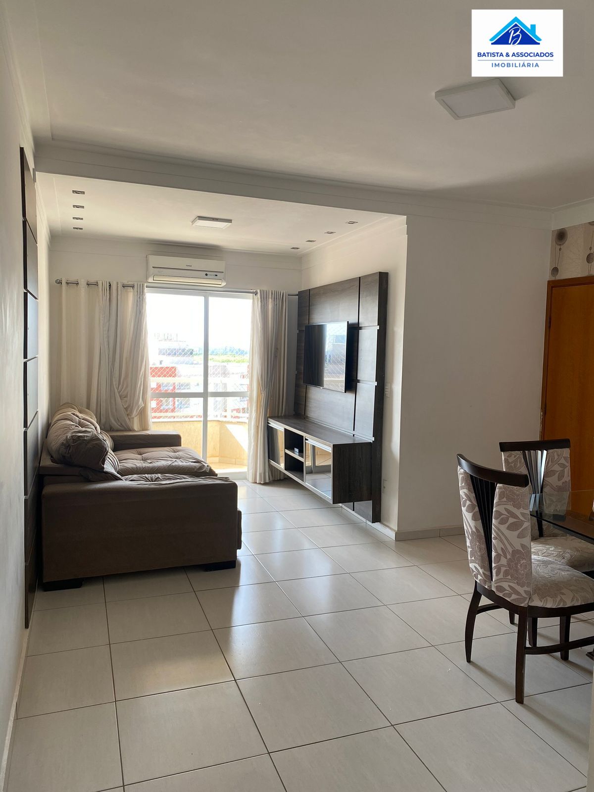 Apartamento à venda com 3 quartos, 78m² - Foto 2