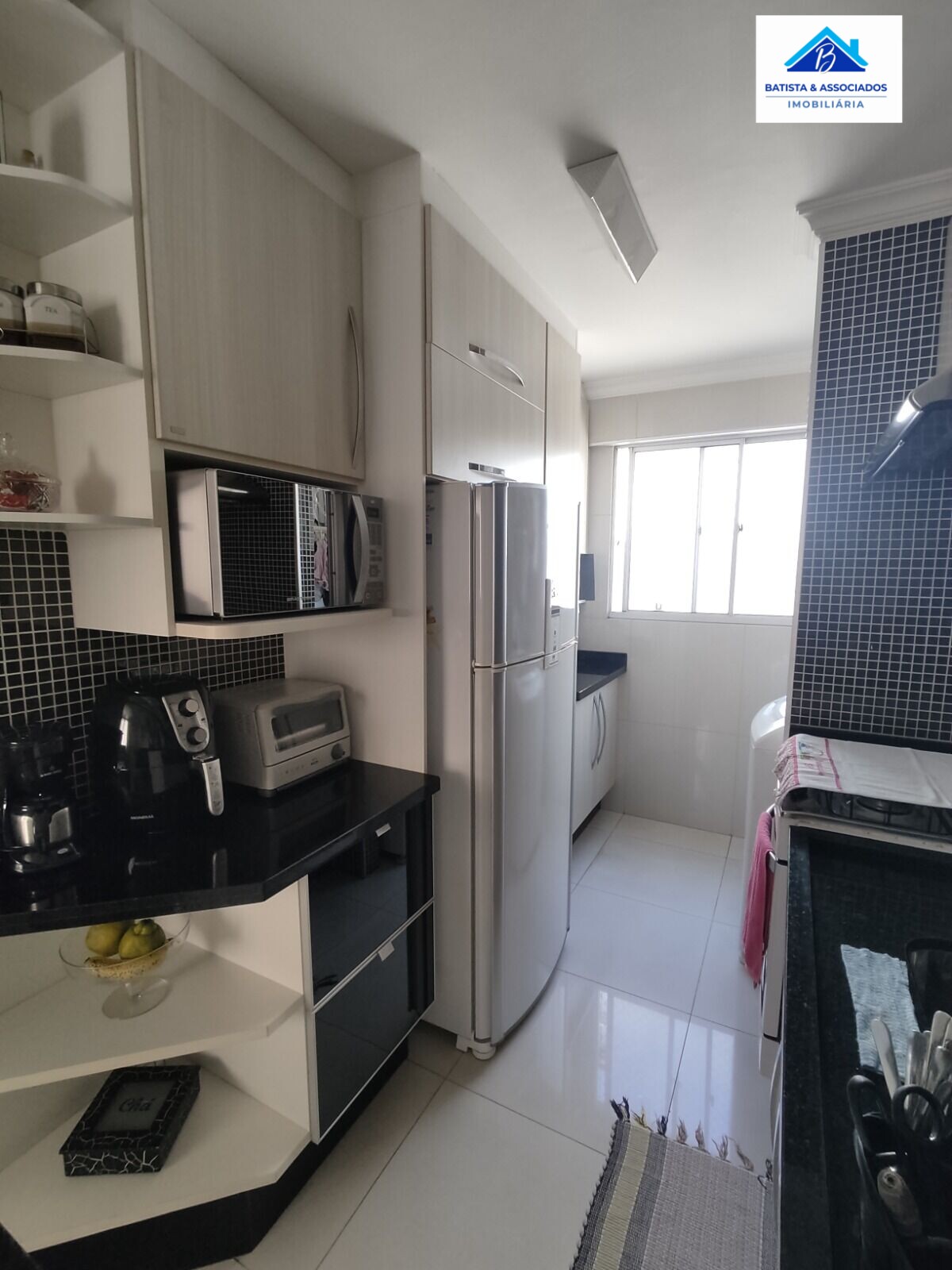 Apartamento à venda com 3 quartos, 64m² - Foto 2