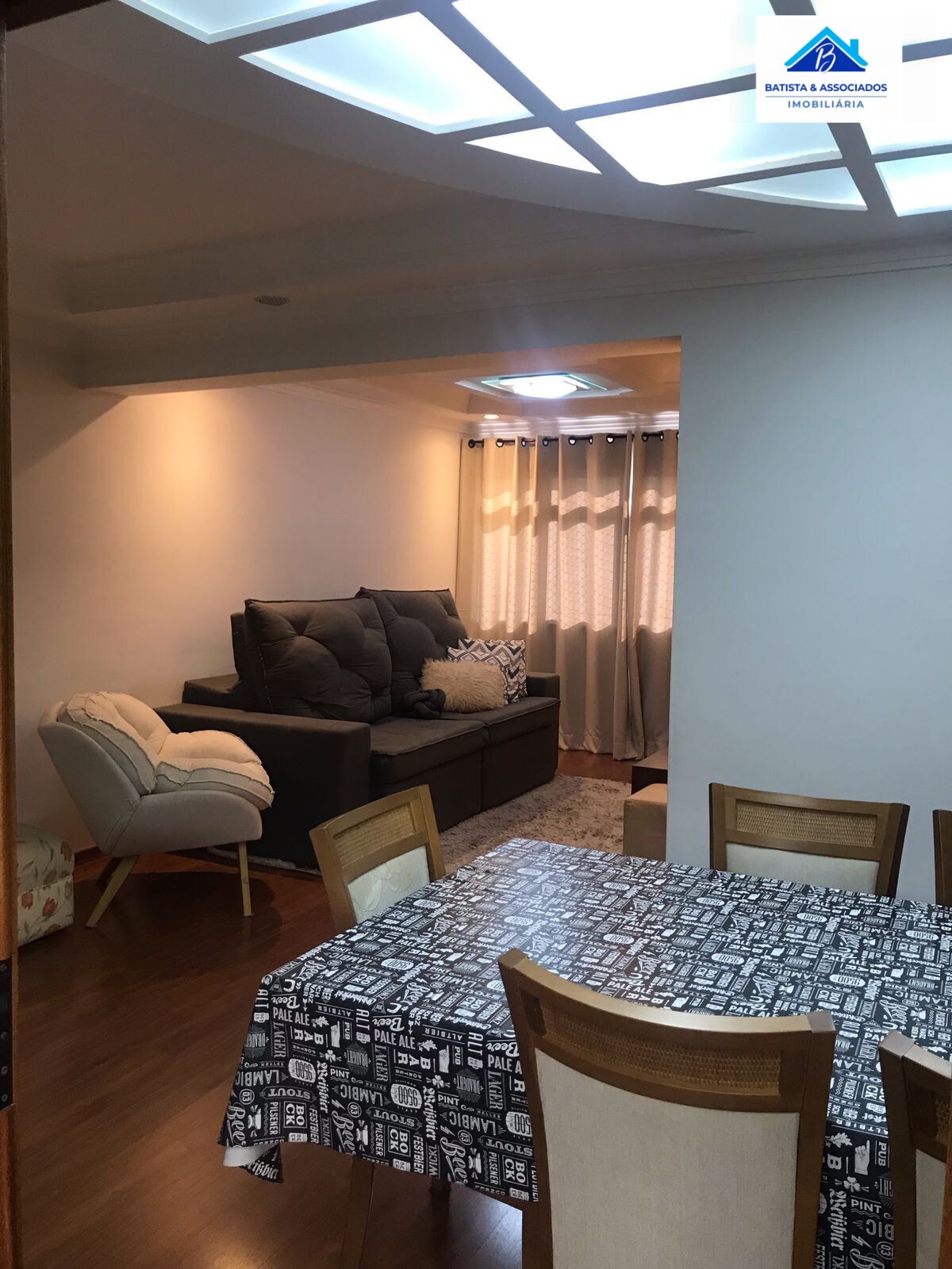 Apartamento à venda com 2 quartos, 82m² - Foto 4