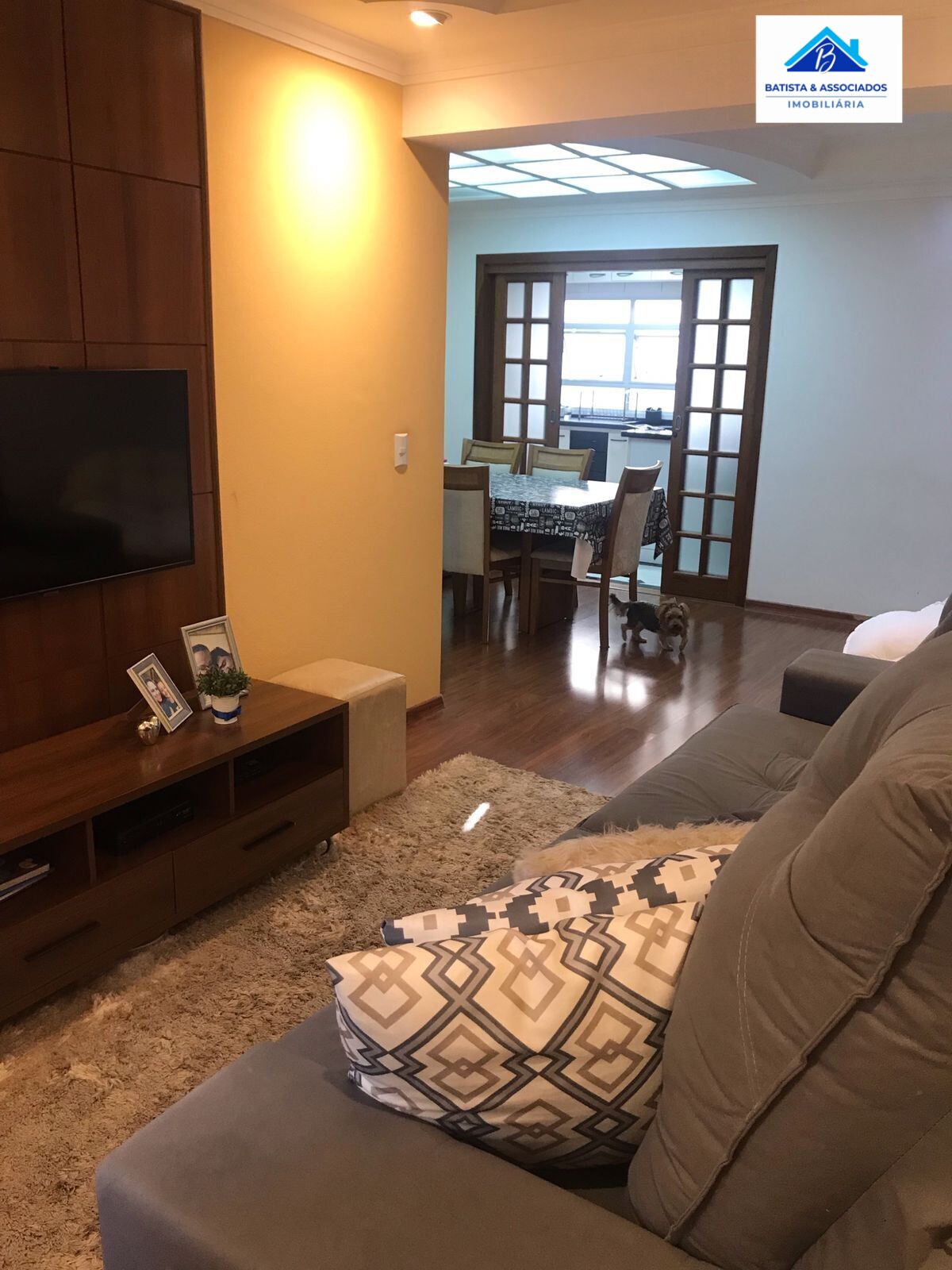 Apartamento à venda com 2 quartos, 82m² - Foto 2