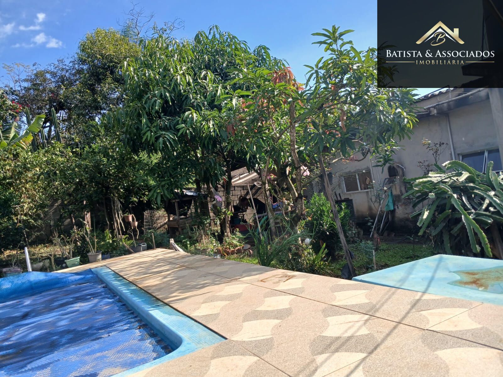 Chácara, 3 quartos, 1000 m² - Foto 1