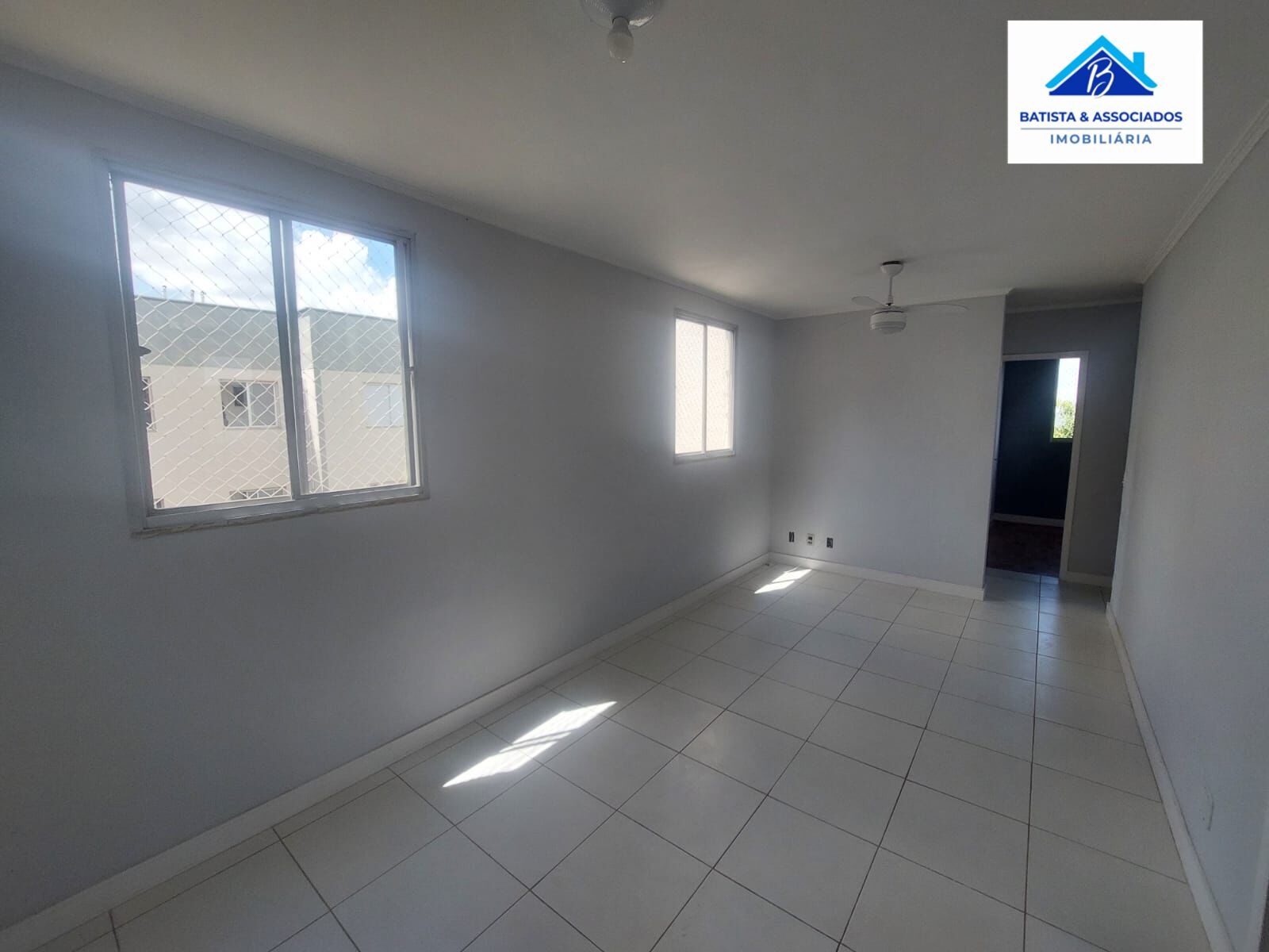 Apartamento à venda com 3 quartos, 80m² - Foto 1