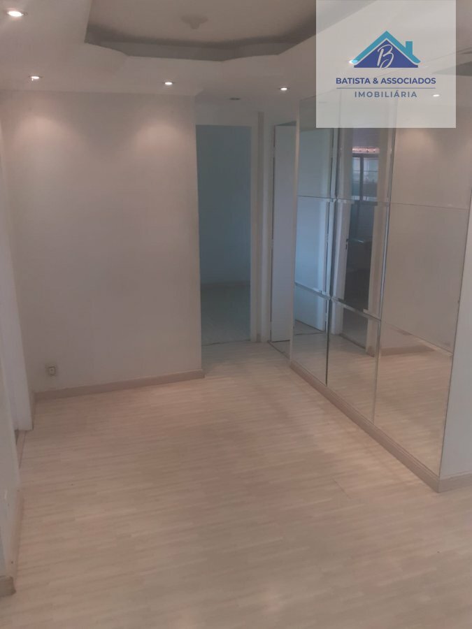 Apartamento à venda com 2 quartos, 72m² - Foto 5