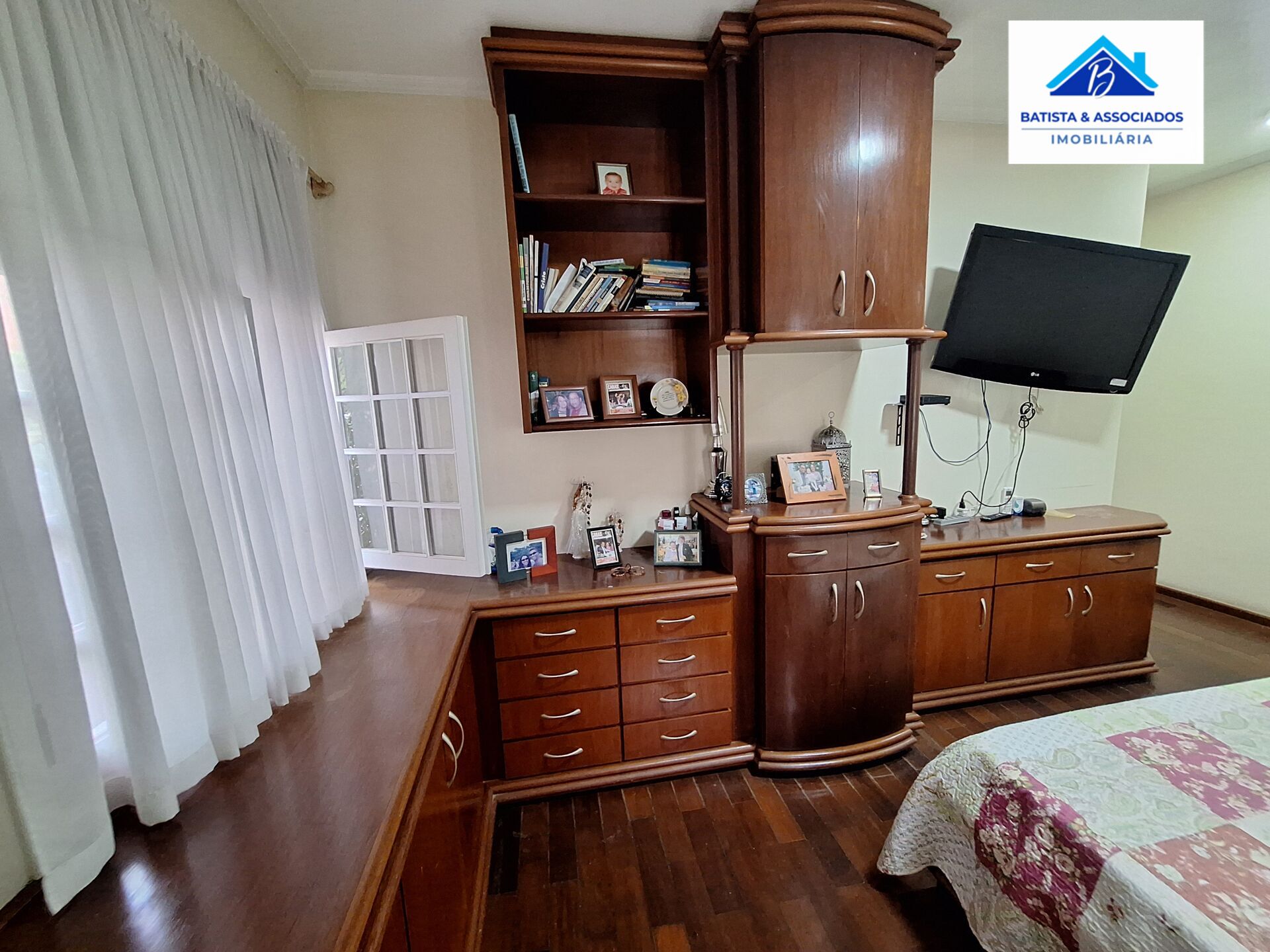 Casa, 4 quartos, 280 m² - Foto 28