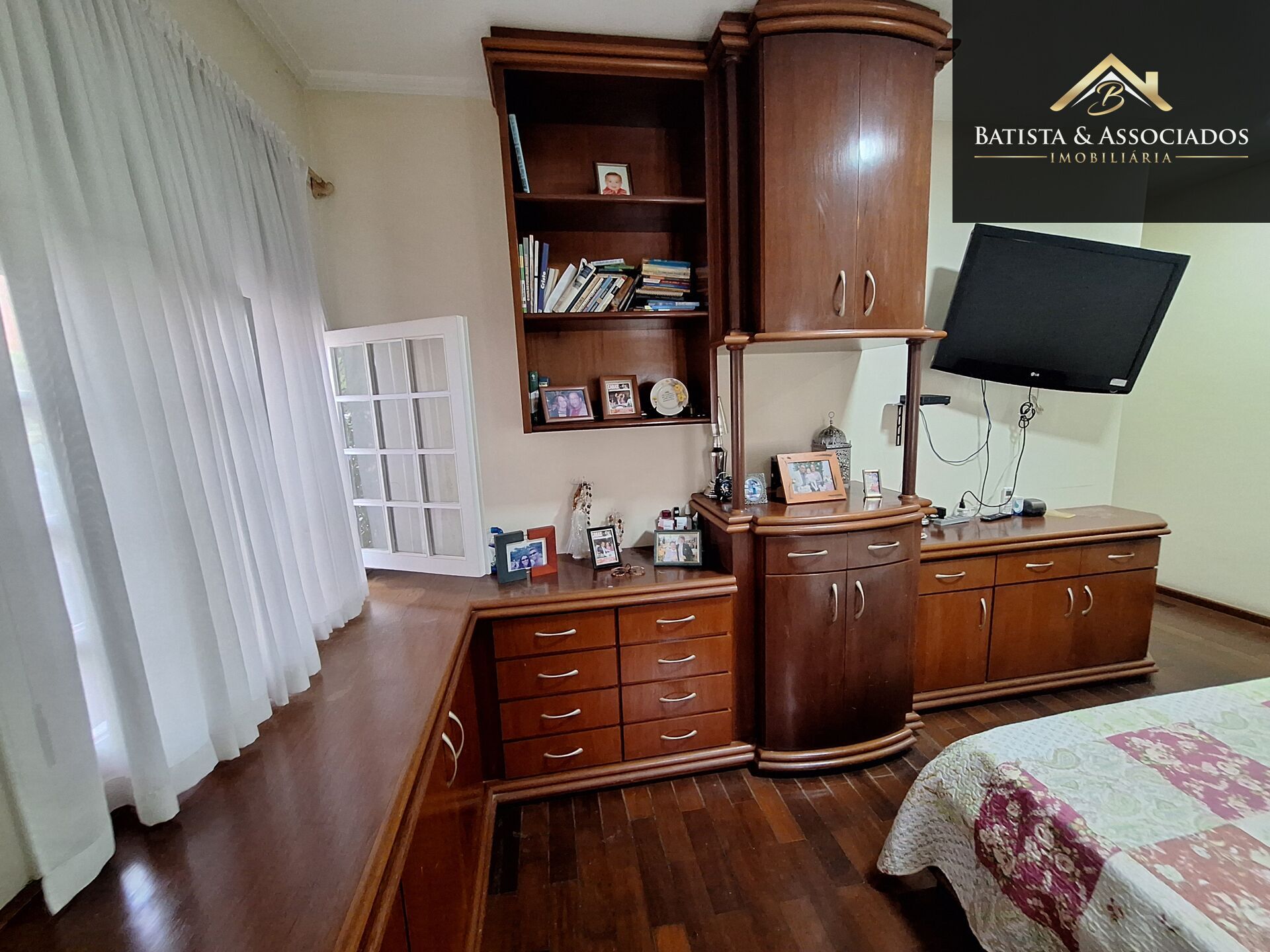 Casa, 4 quartos, 280 m² - Foto 28