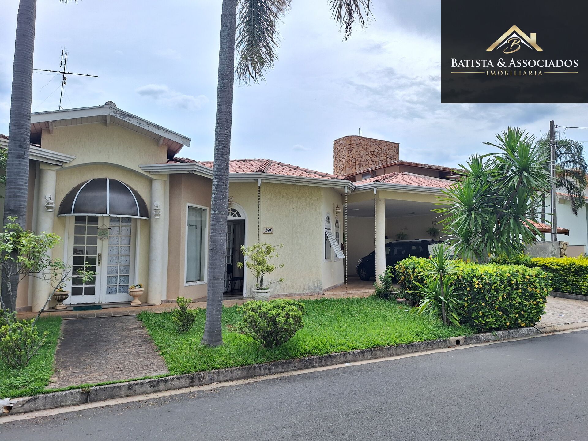 Casa, 4 quartos, 280 m² - Foto 2
