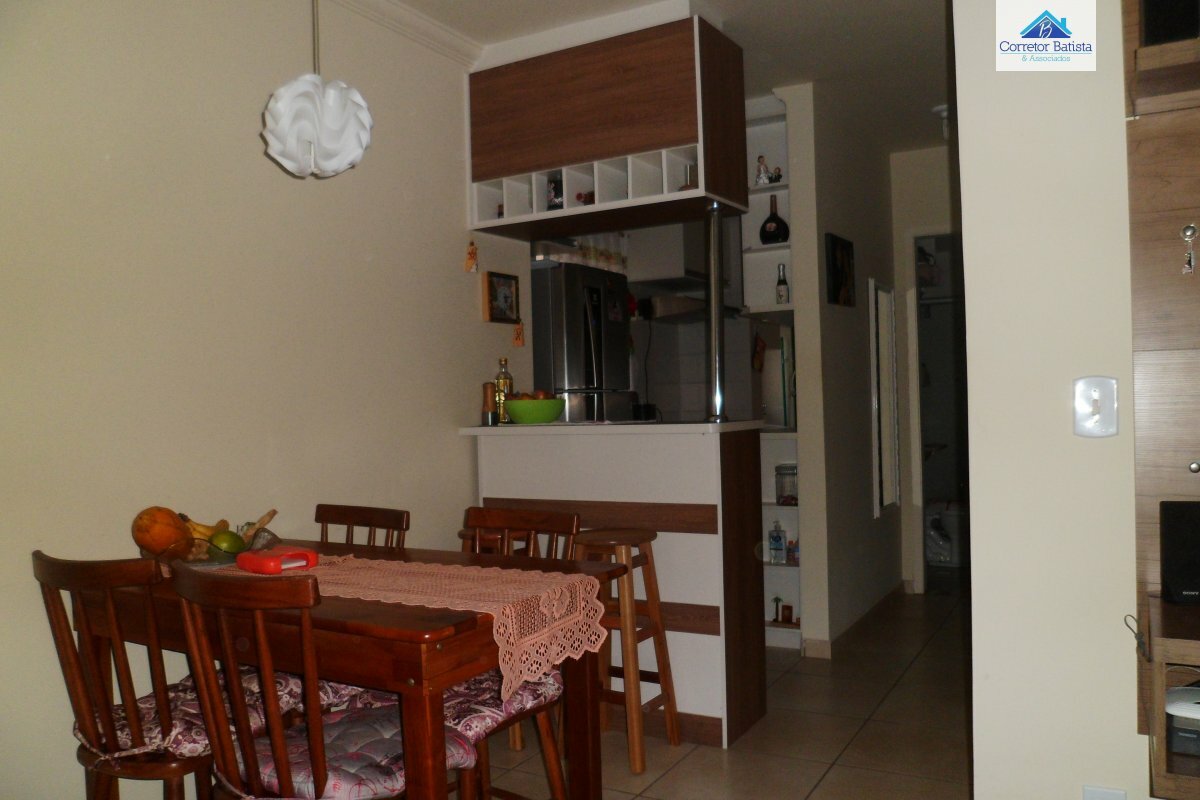 Apartamento à venda com 2 quartos, 45m² - Foto 3