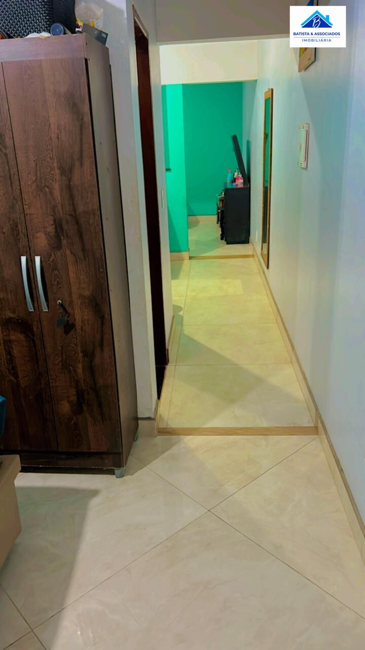 Casa à venda com 2 quartos, 75m² - Foto 4