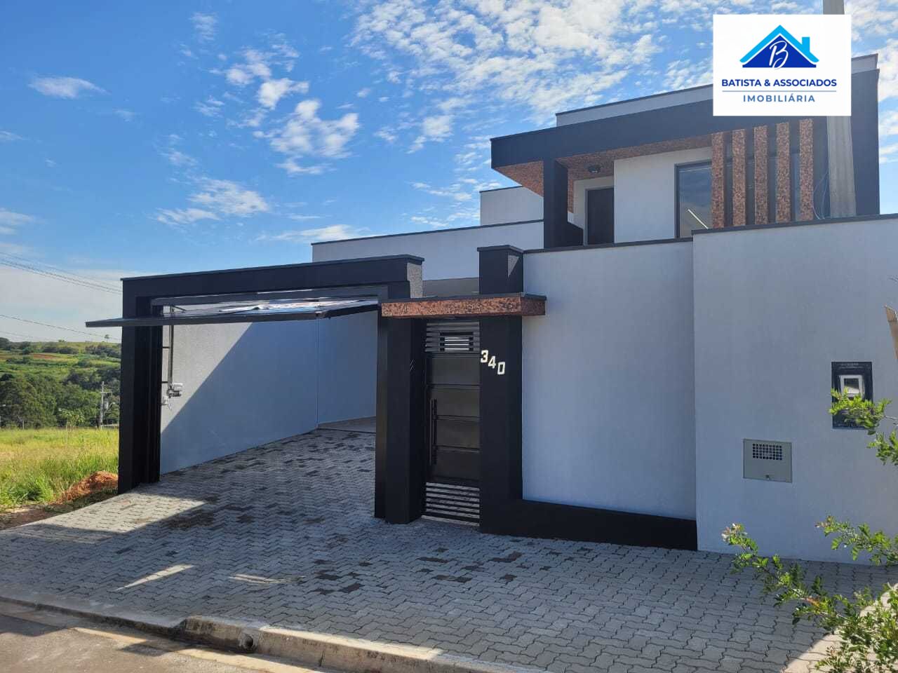 Casa, 3 quartos, 161 m² - Foto 1