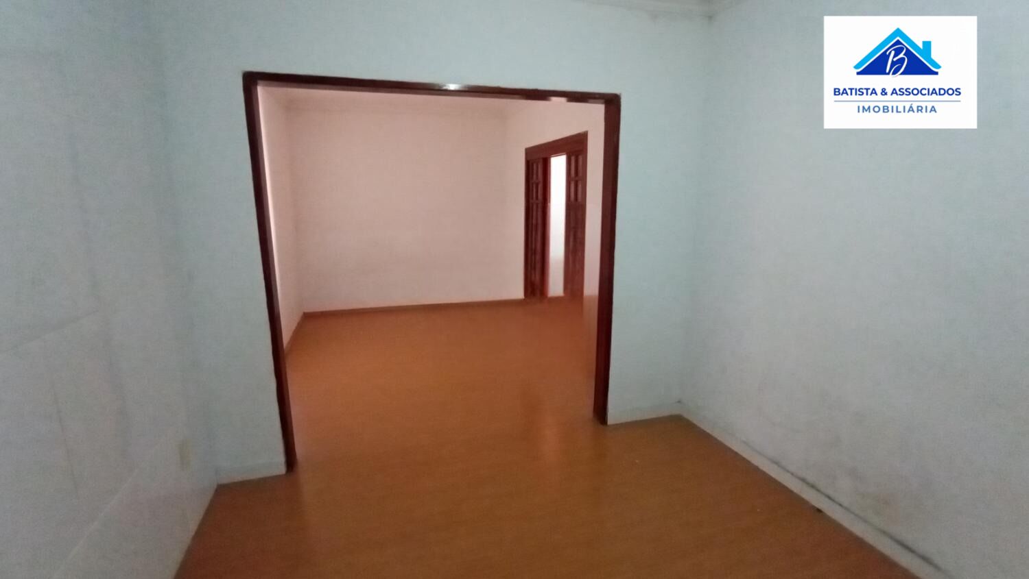 Casa à venda com 4 quartos, 152m² - Foto 9