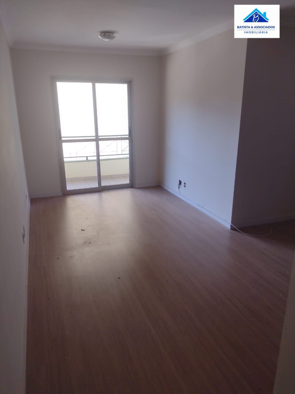 Apartamento à venda com 3 quartos, 68m² - Foto 2