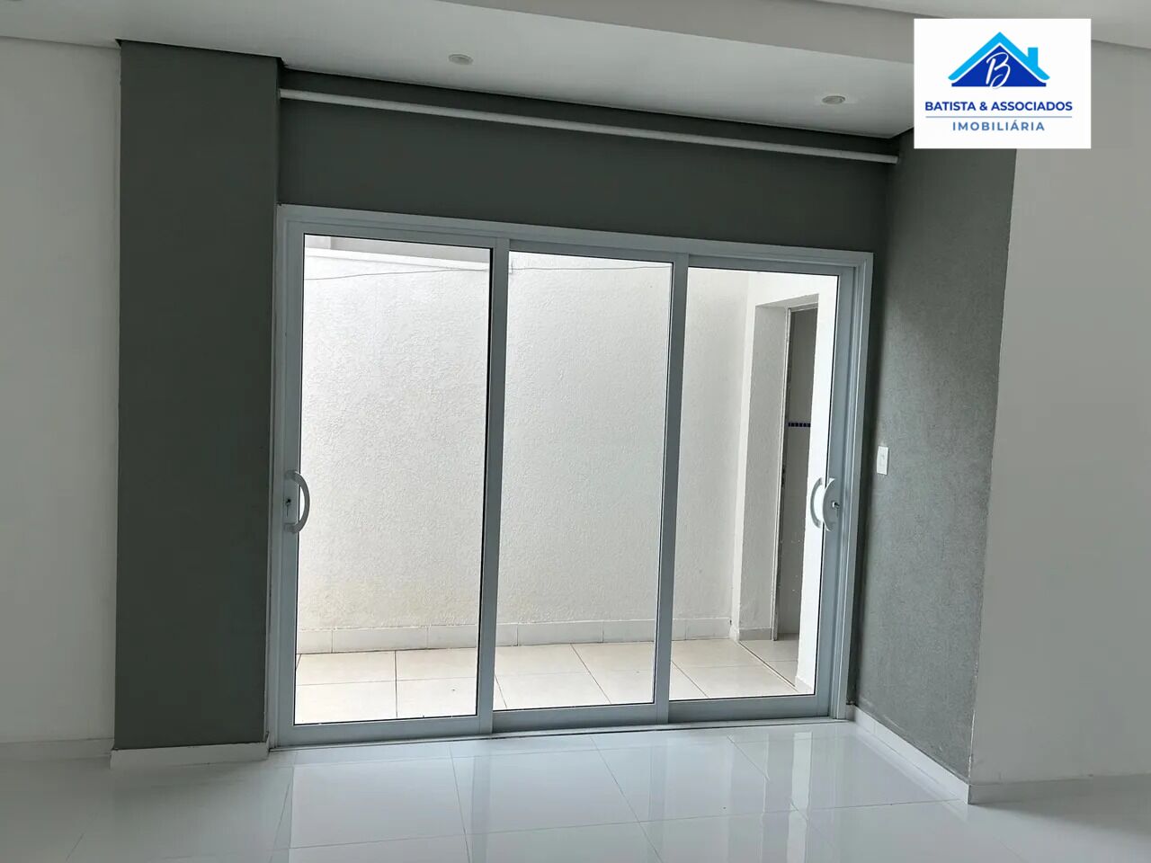 Casa de Condomínio à venda com 4 quartos, 333m² - Foto 8
