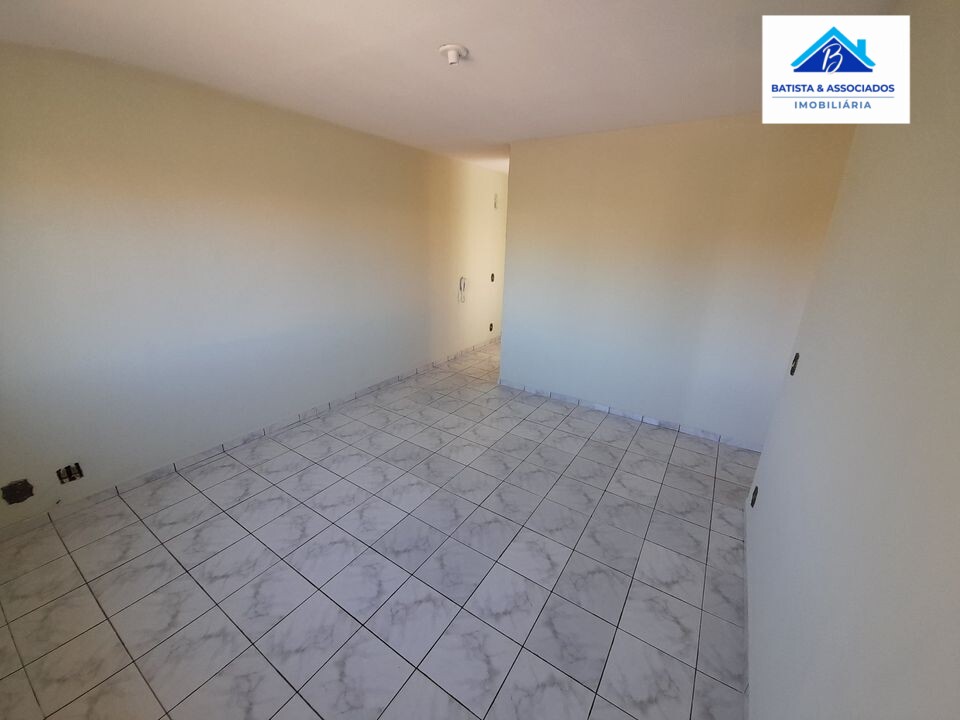 Apartamento à venda com 2 quartos, 64m² - Foto 2