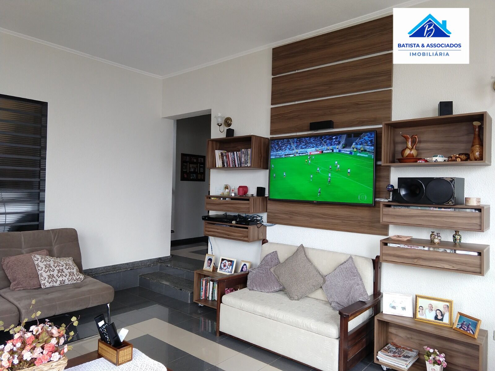 Casa à venda com 4 quartos, 293m² - Foto 6