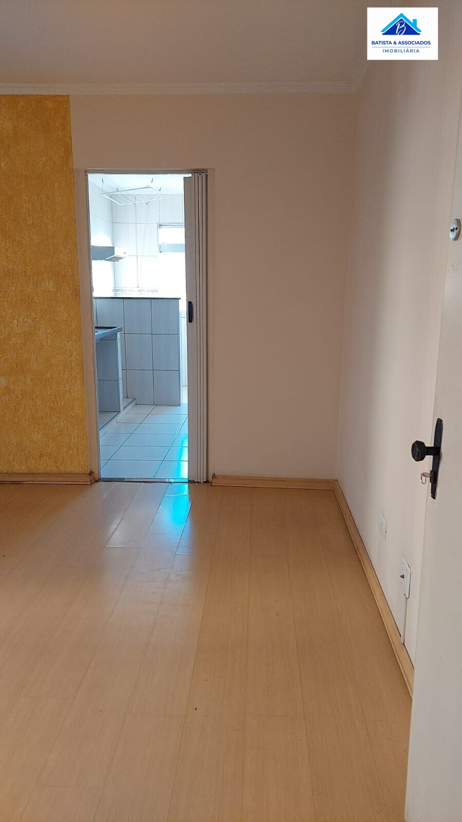 Apartamento à venda com 2 quartos, 65m² - Foto 3