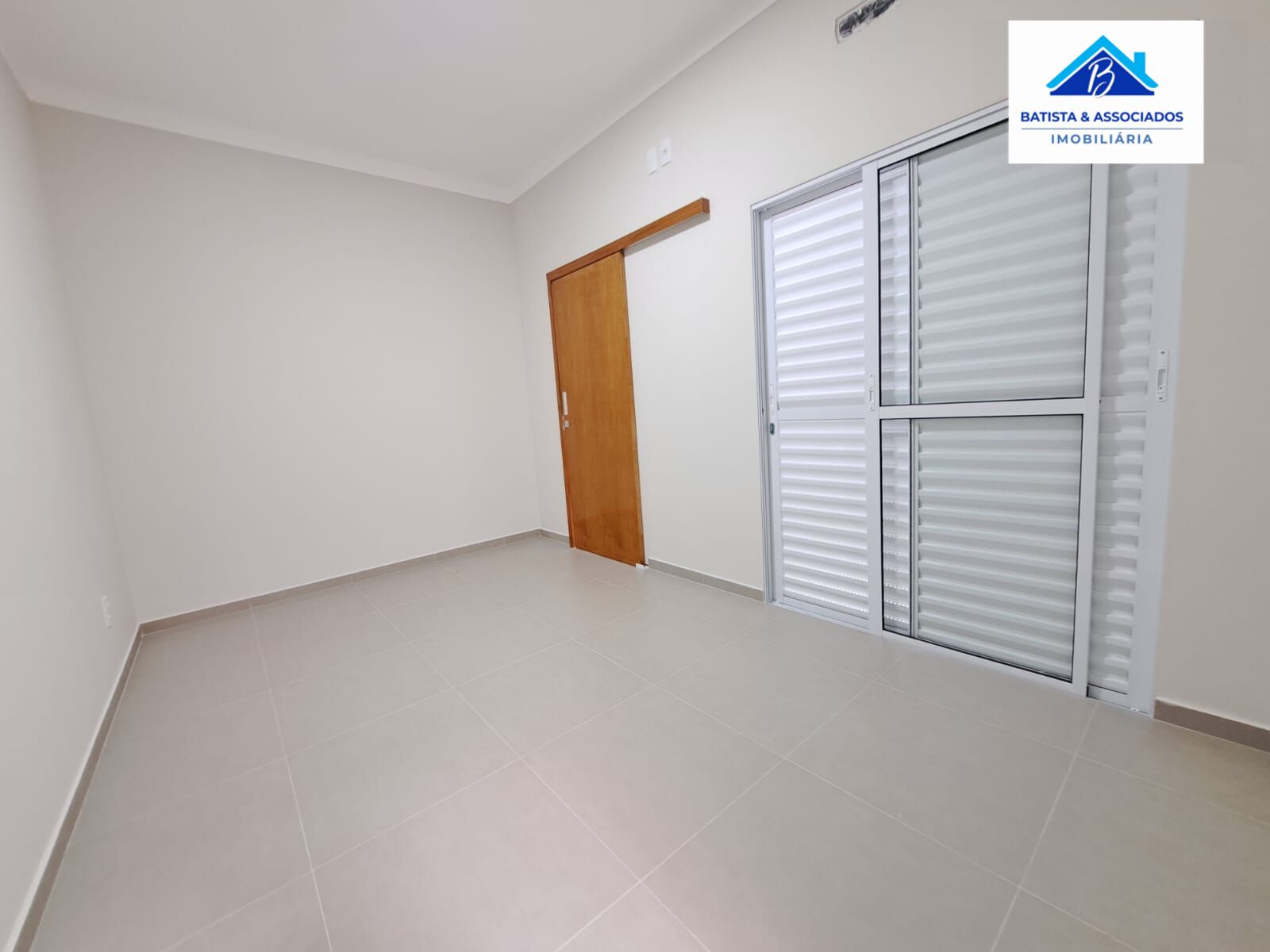 Casa à venda com 3 quartos, 81m² - Foto 15