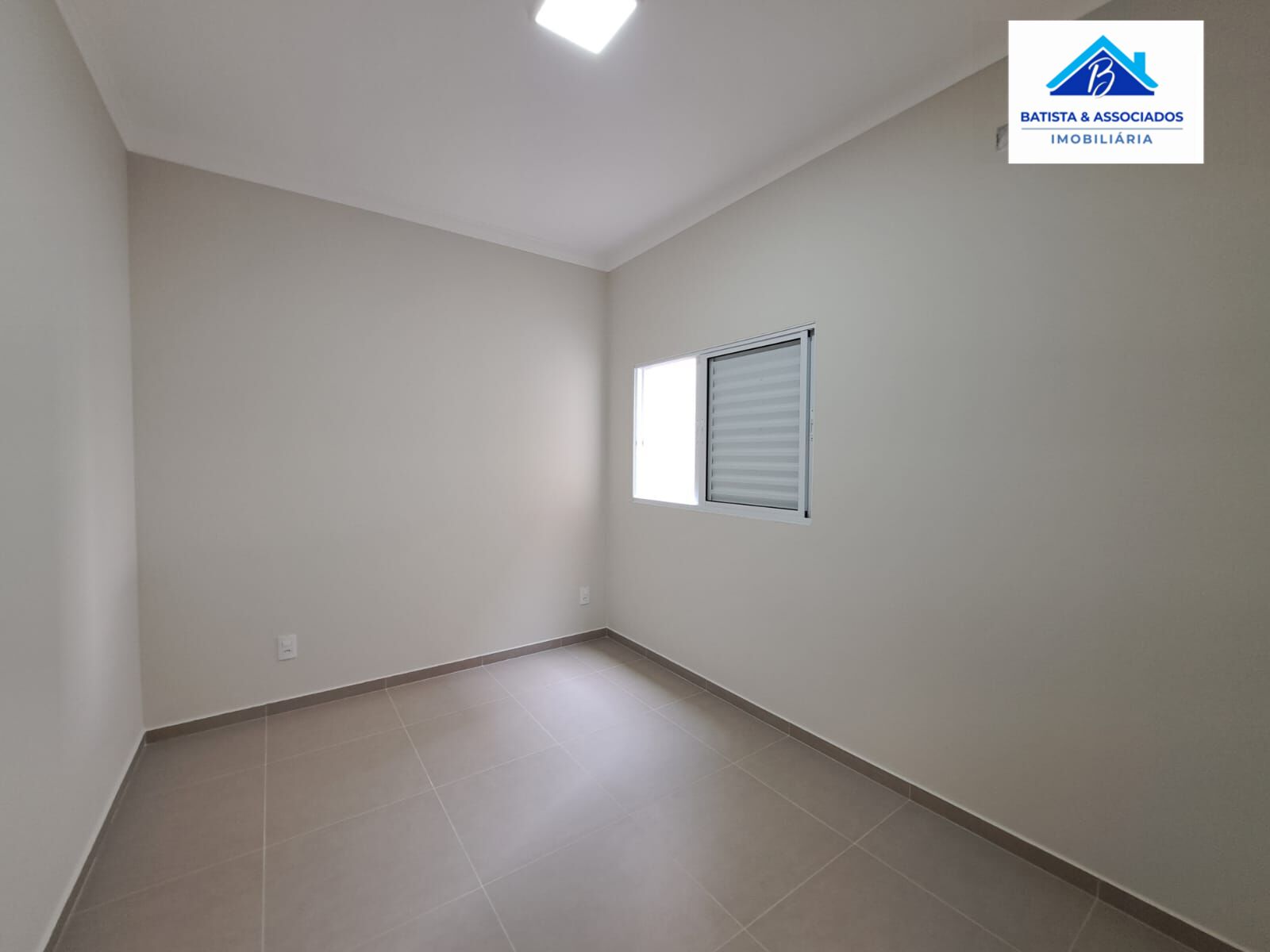 Casa à venda com 3 quartos, 81m² - Foto 10