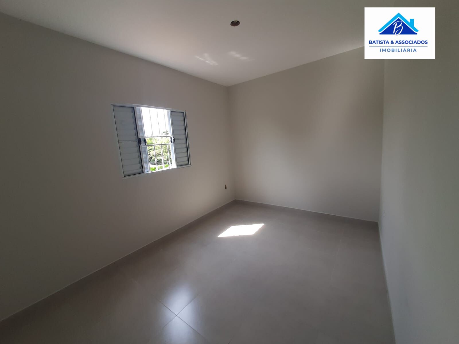 Casa à venda com 2 quartos, 58m² - Foto 10