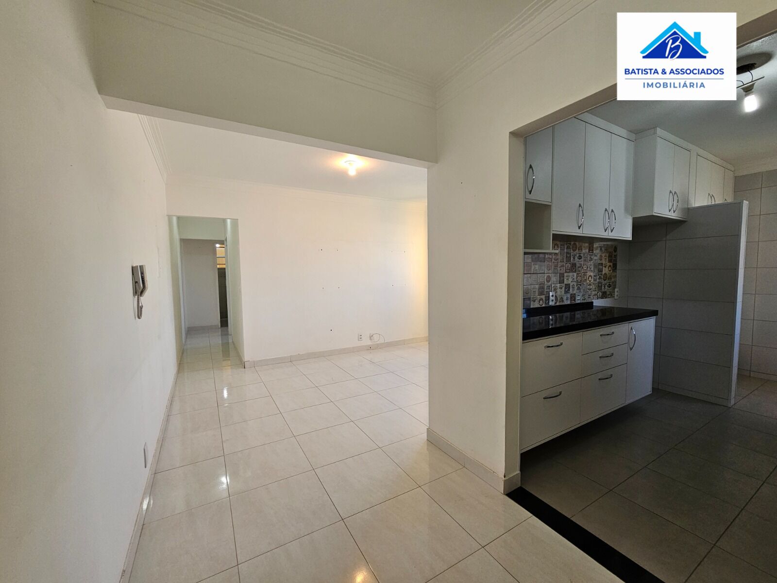 Apartamento à venda com 2 quartos, 66m² - Foto 10