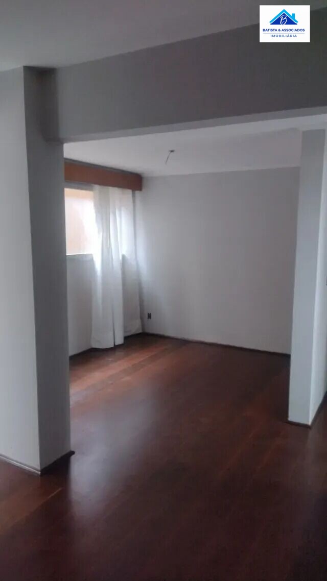 Apartamento à venda com 3 quartos, 103m² - Foto 2