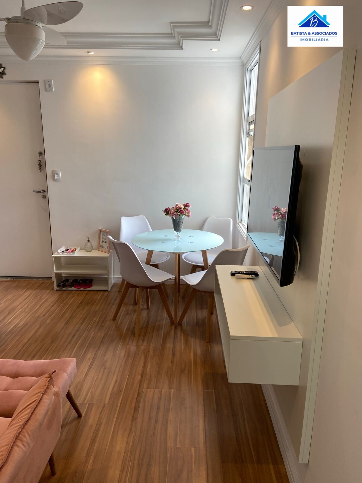 Apartamento à venda com 2 quartos, 49m² - Foto 2