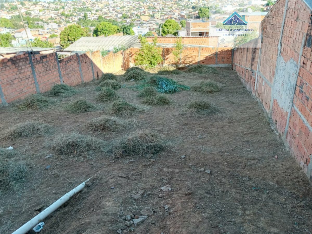 Terreno à venda, 150m² - Foto 2