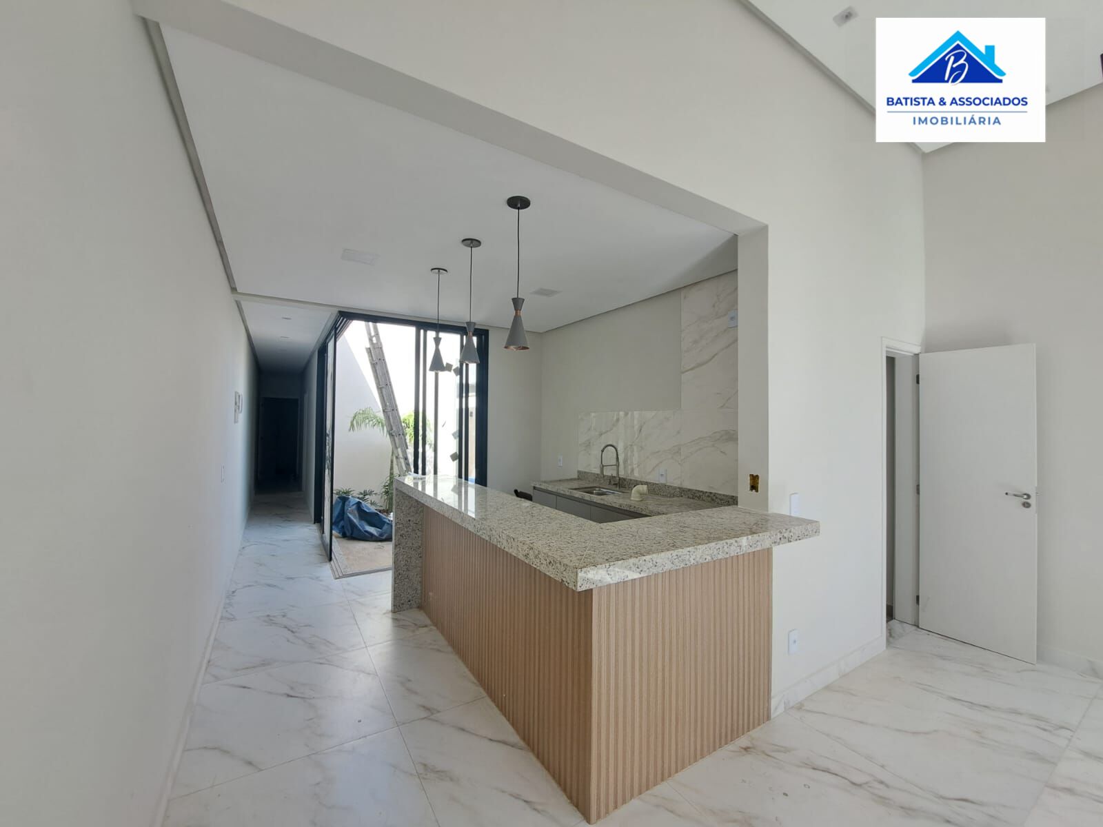 Casa à venda com 2 quartos, 76m² - Foto 11