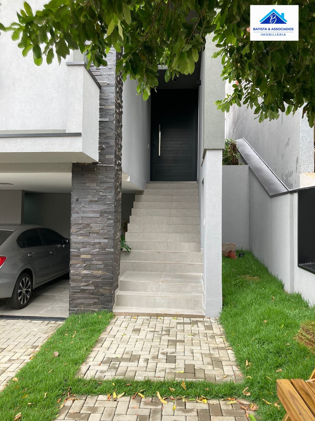 Casa de Condomínio à venda com 3 quartos, 253m² - Foto 2