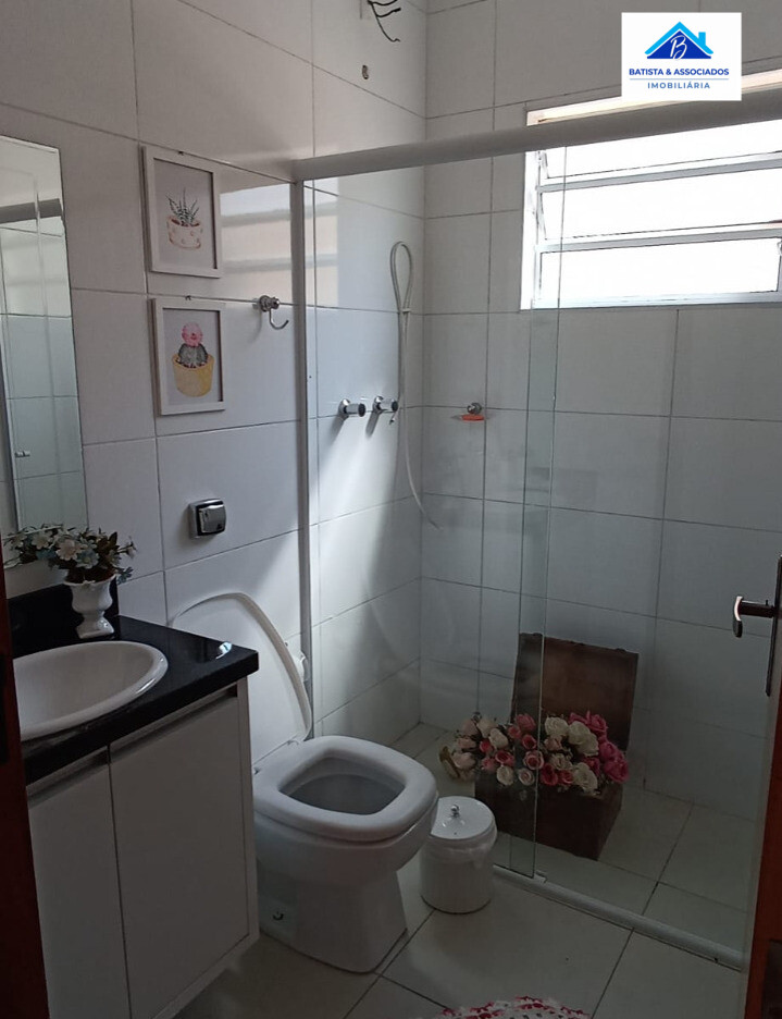 Casa à venda com 3 quartos, 100m² - Foto 6